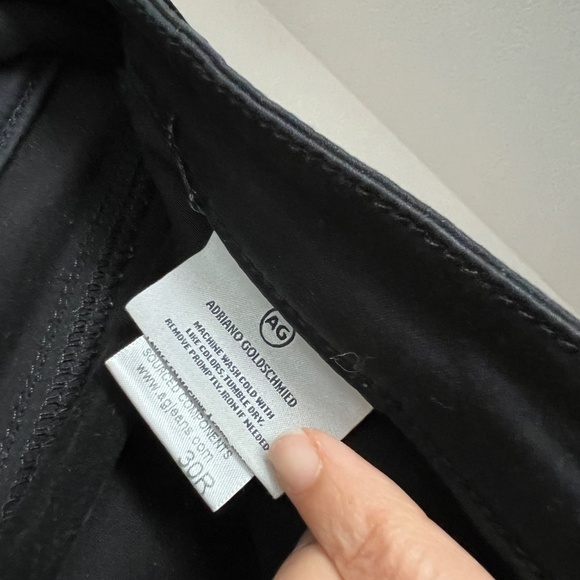 AG Jeans | The Legging Ankle | Size 30 (petite) - Picture 5 of 5